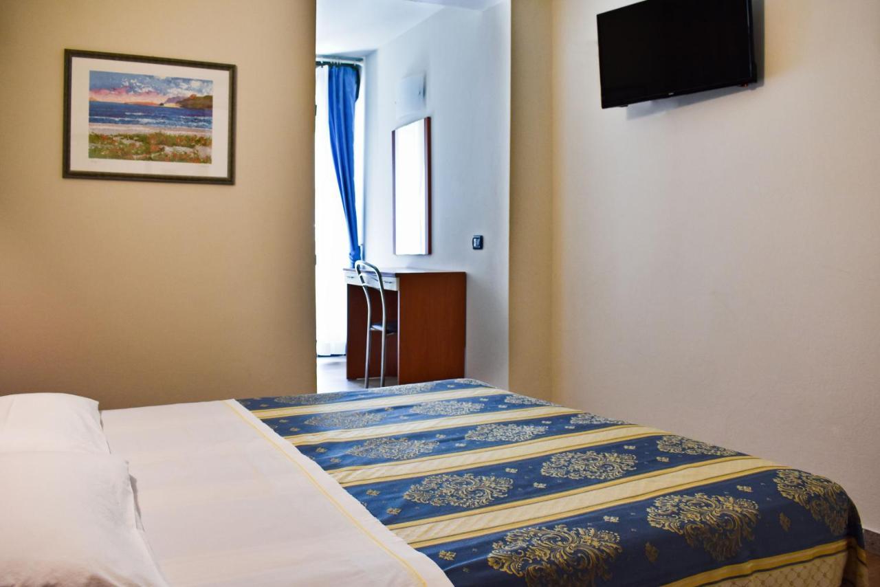 Hotel Dear Rimini Extérieur photo